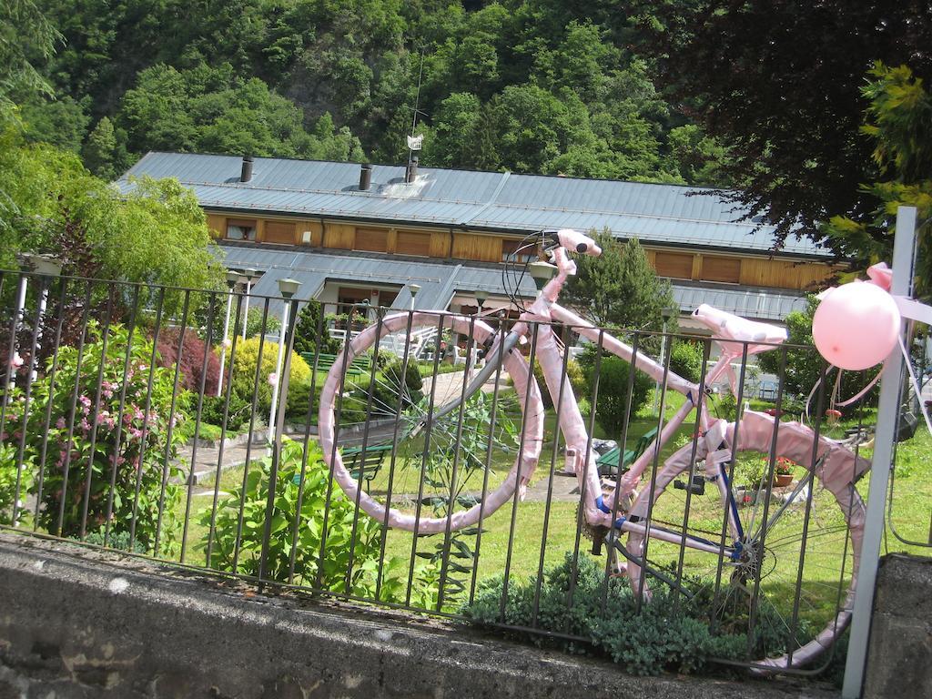 Casa Per Ferie Paola Di Rosa Hotel Арта Терме Екстериор снимка