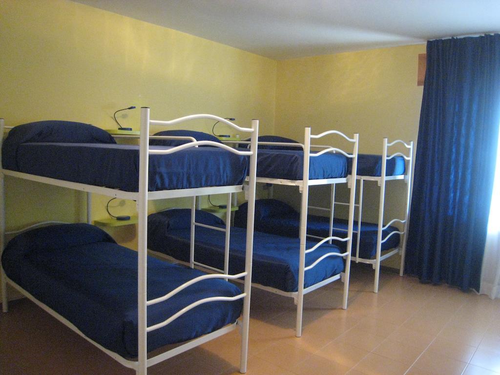 Casa Per Ferie Paola Di Rosa Hotel Арта Терме Стая снимка
