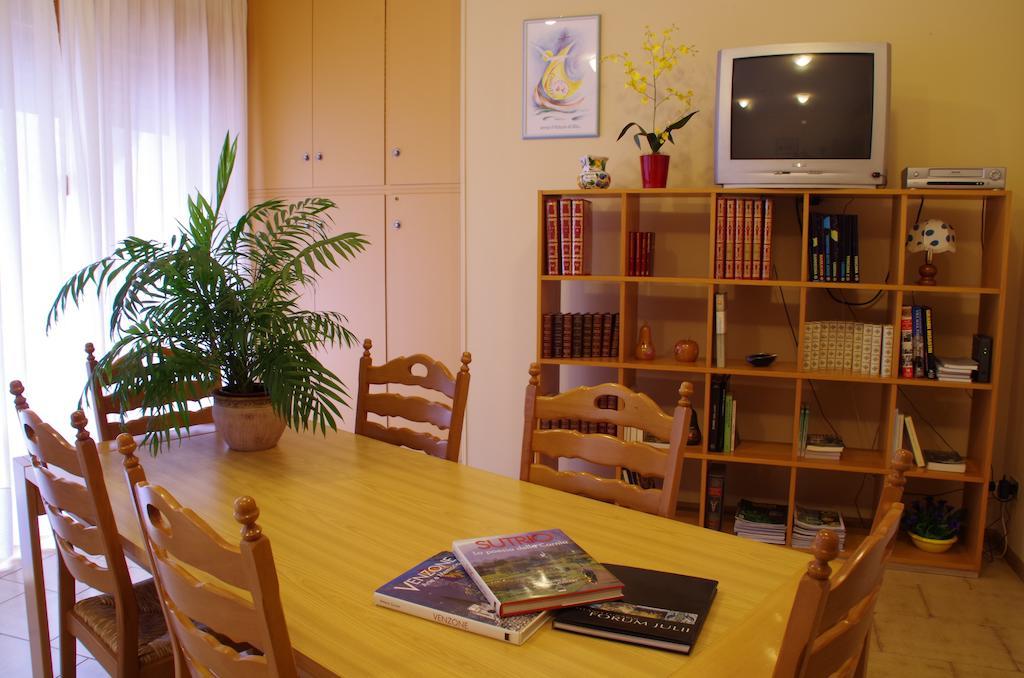 Casa Per Ferie Paola Di Rosa Hotel Арта Терме Екстериор снимка